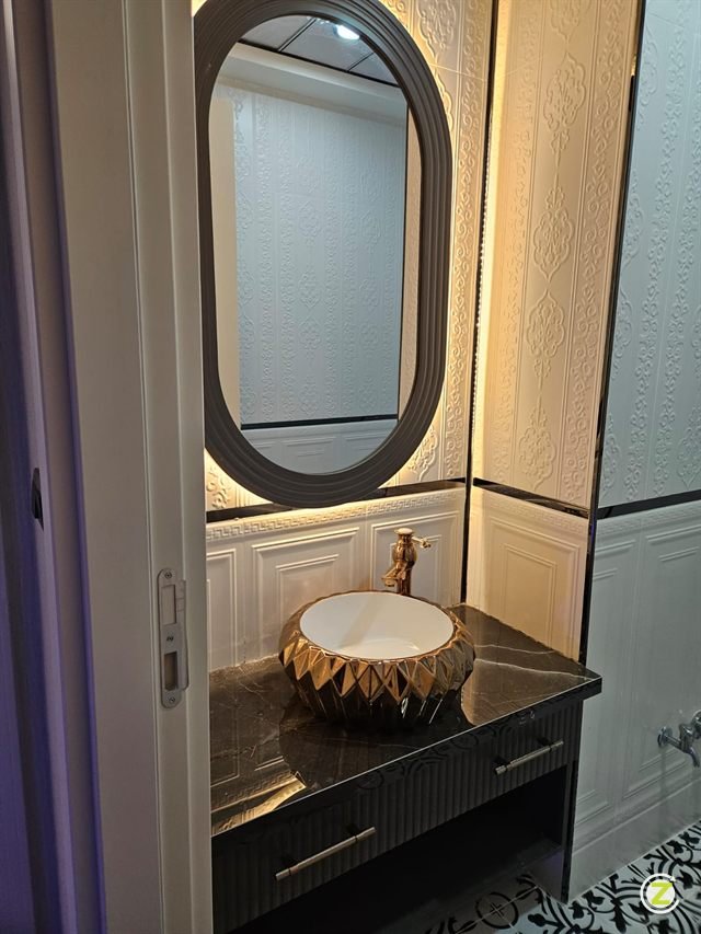 Z Dekor banyo dolabı